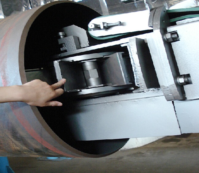 鋼管內壁噴砂機、除銹設備